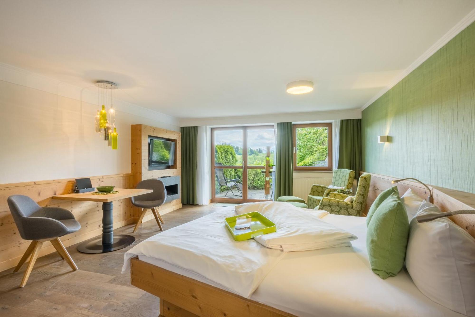Dreimaederlhaus - Das Vegetarische Boutique Hotel フュッセン エクステリア 写真